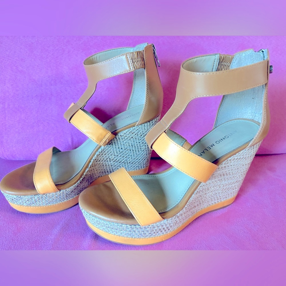 Antonio Melani Tan Leather Wedge T Strap Wedge Sandal Size 7 - Picture 6 of 14